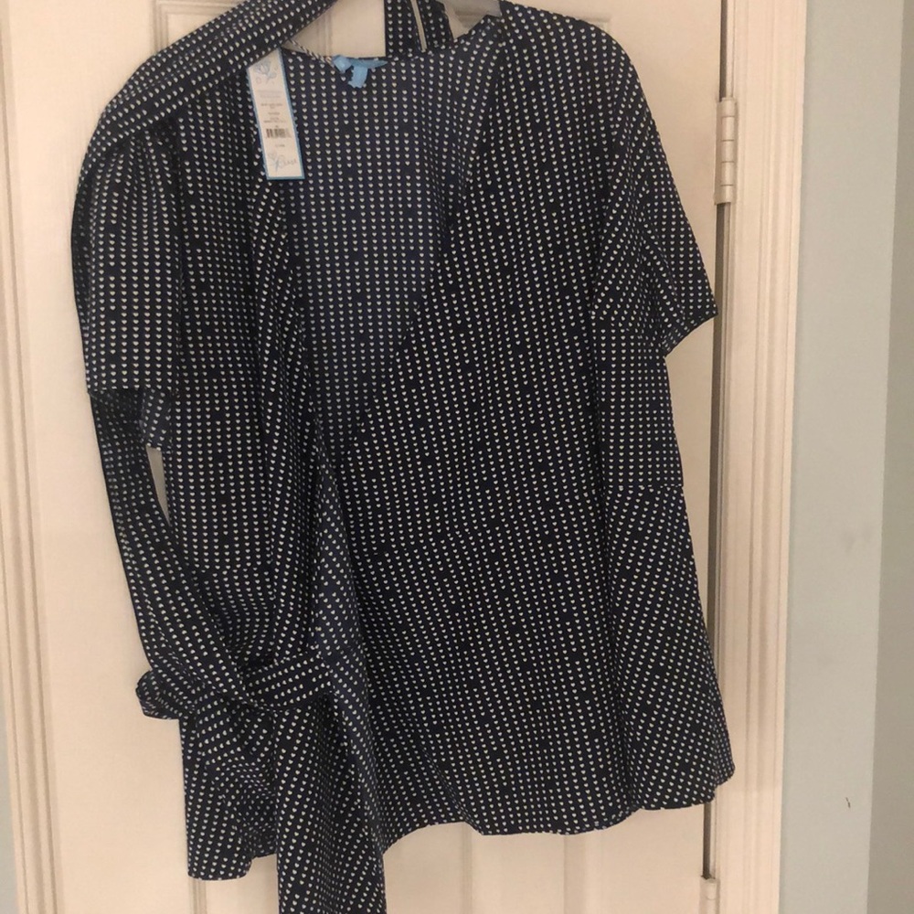 NWT Draper / James Heart Dots Wrap Top 18
